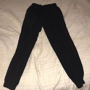 BRANDY MELVILLE sweatpants